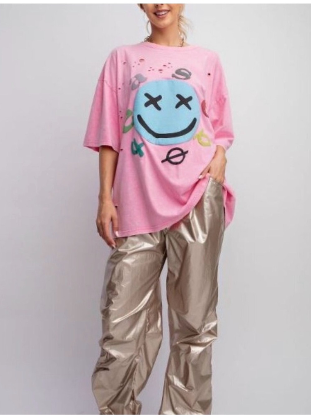 EUC Easel Distressed Graphic Oversized Pink Smiley Face Tee Size Large